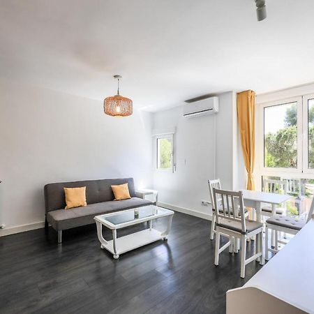 Apartamento Para 5 Personas Cerca De Ifema Y Aeropuerto Alquiler Temporal Madrid Exterior photo